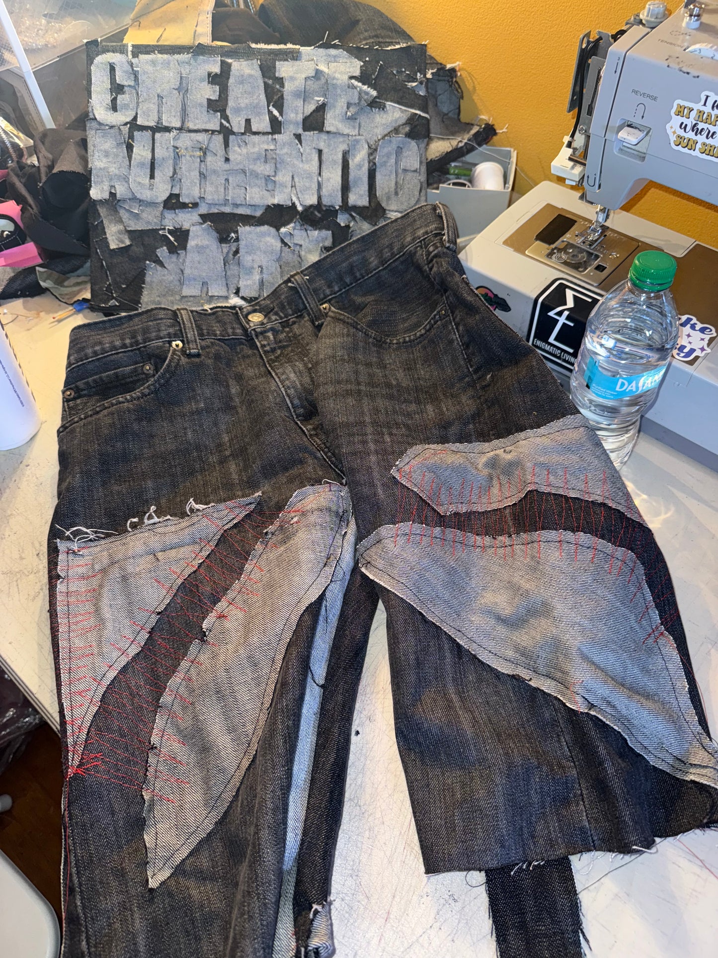 1/1 Black Inversion Jorts