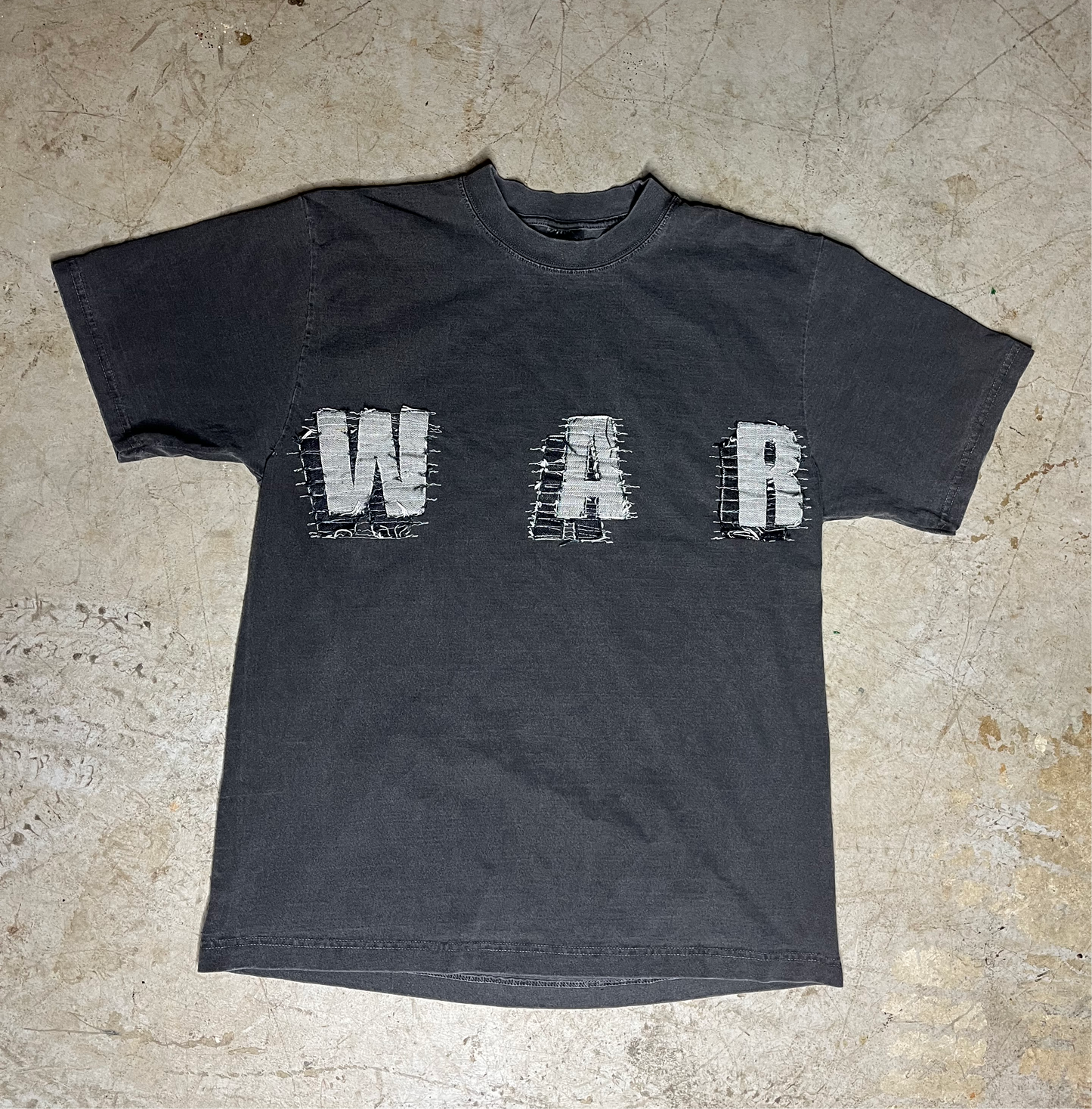 “EVERYDAY WAR NECESSITIES” MOOD:SHADOW