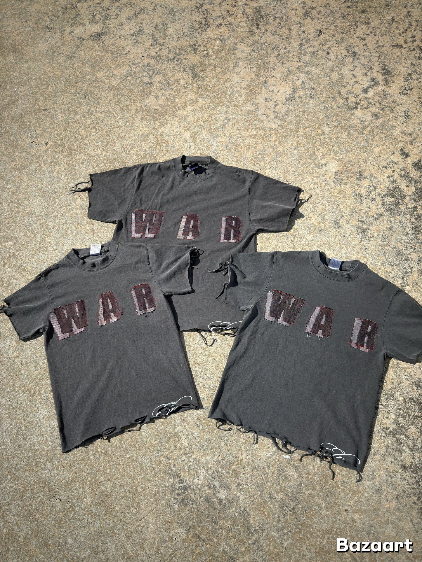 ᴱᴸⱽ “EveryDay War” Tee